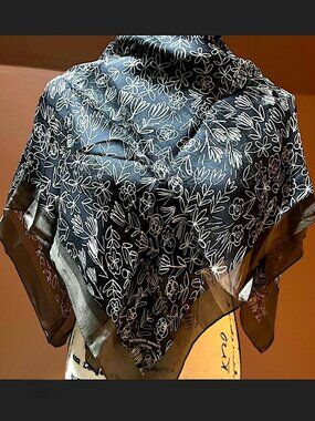 VTG Katharine Hamnett London Silk Scarf Black White Floral 90s Minimalist Japan